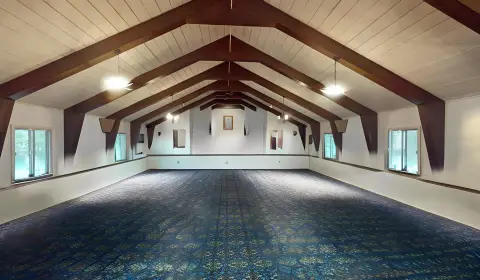 Versatile Commercial Building in Machias