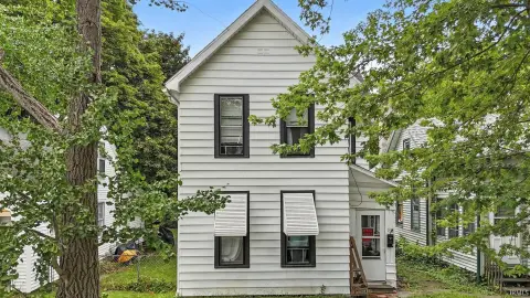 Remodeled Investment Property Near Downtown