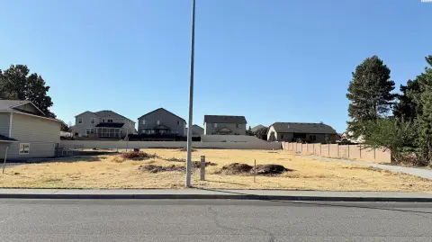 Residential Lot in Kennewick, WA