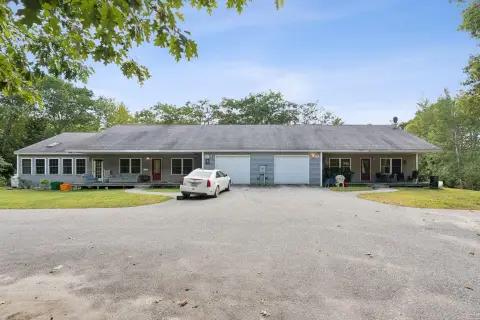 Ranch Triplex in New Gloucester