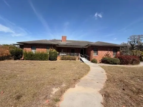 Mixed-Use Property with Garage