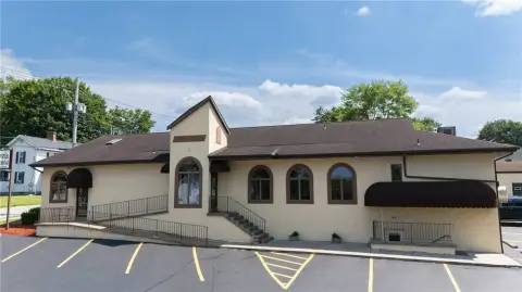 Versatile Commercial Property in New Stanton