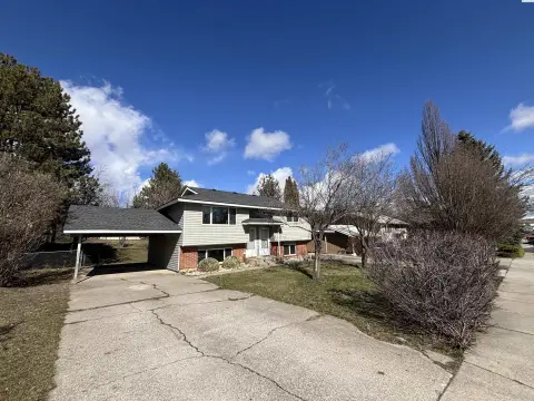 Pullman Duplex Investment Opportunity