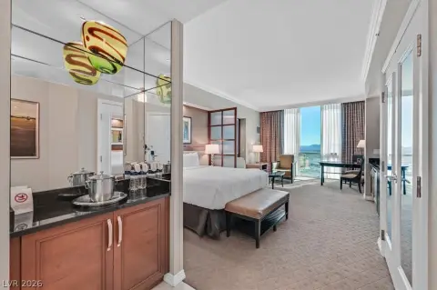 MGM Grand Signature Suite