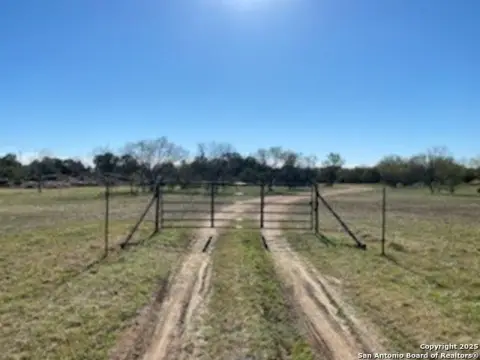 Land in Texas Hill Country