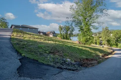 Lake Chatuge View Vacant Lot