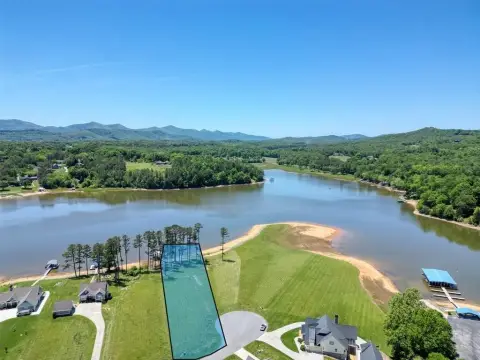 Lakefront Lot in Blairsville, GA