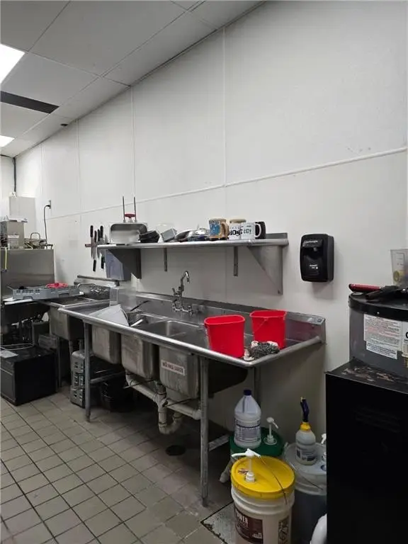 Picture 5