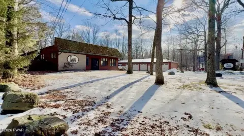 Versatile Commercial Property Near US-84