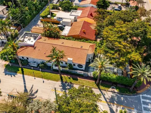 Miami Beach Office For Sale