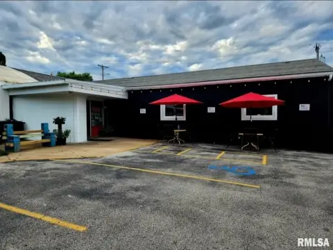 Established Business Opportunity in Tipton