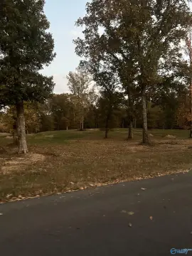 Land in Peaceful Country Setting