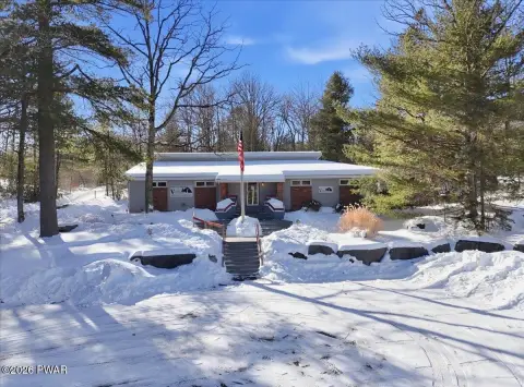 Commercial Space Near I-84 Exit