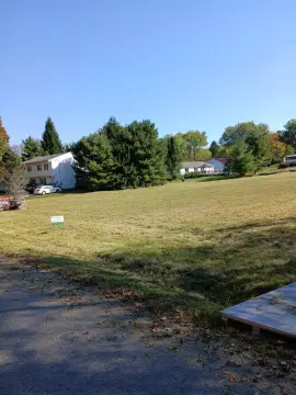 Erie, PA 0.7-Acre Lot