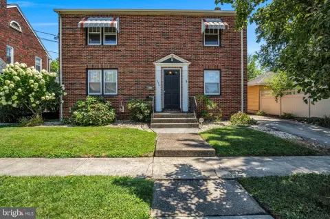 Duplex with Separate Entrances