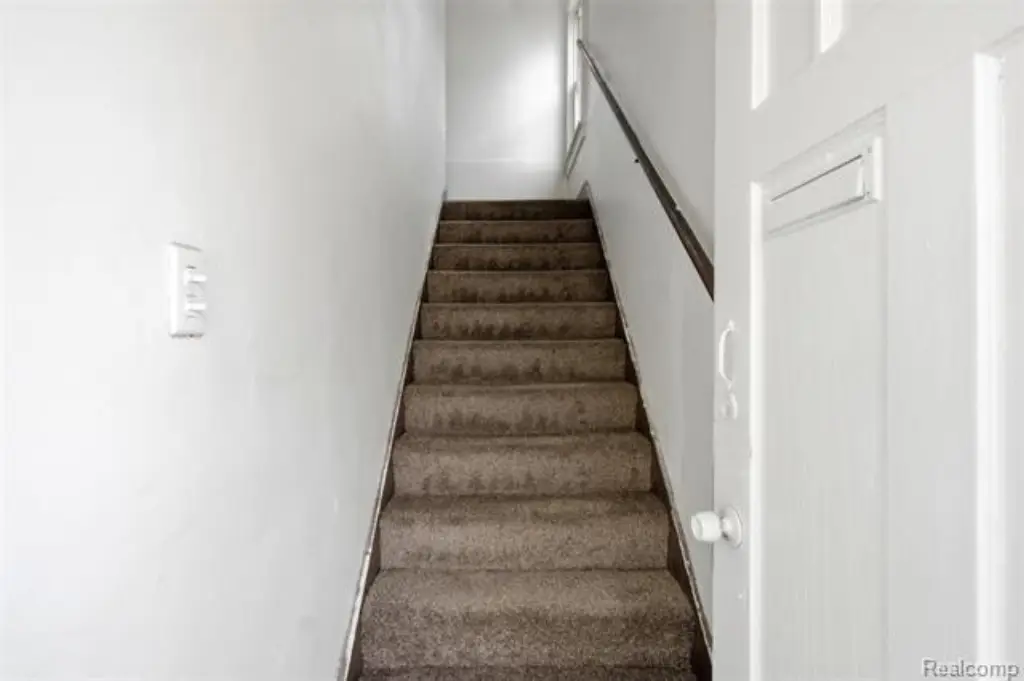 Picture 12