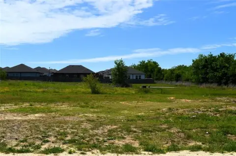 Residential Lot in Mabank, TX
