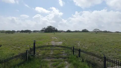 Natalia, Texas Land Opportunity