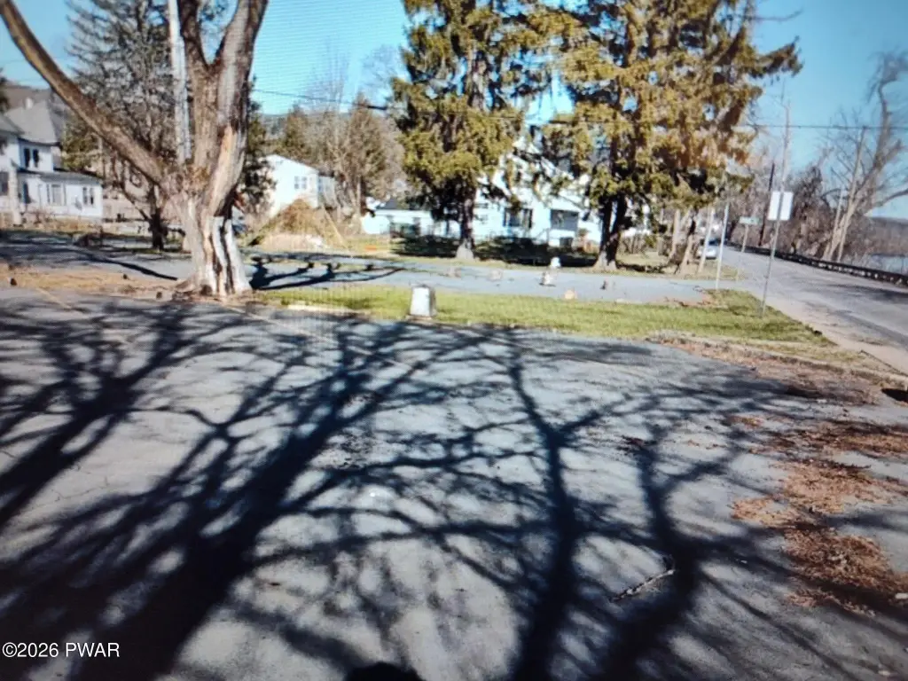 Picture 13