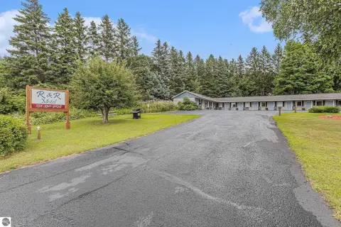 Frankfort Motel and Home Opportunity