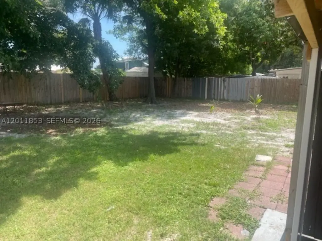 Picture 12