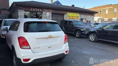 Phillipsburg Commercial Building For Sale