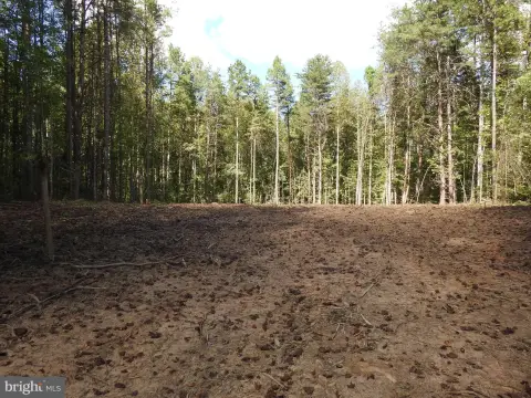 Ready-to-Build Lot in Equestrian Landing