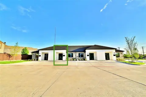 Equipped Office Space in McKinney