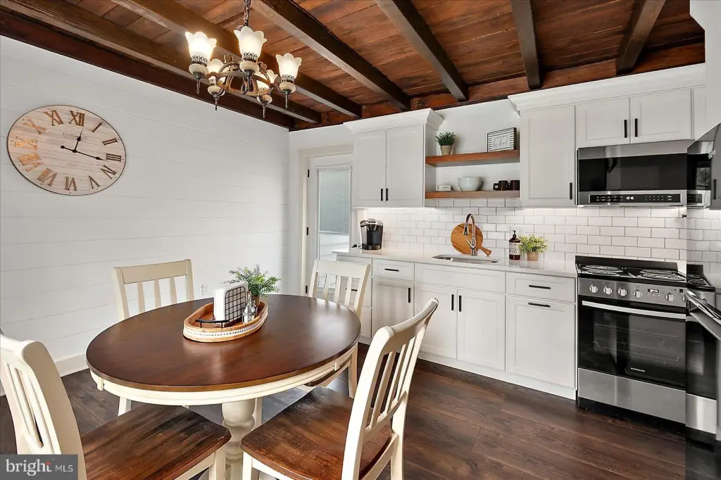 Picture 33