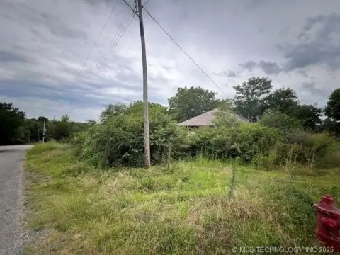 Corner Lots in McCurtain, Oklahoma