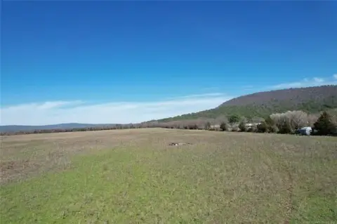 150 Acre Ranch in Red Oak