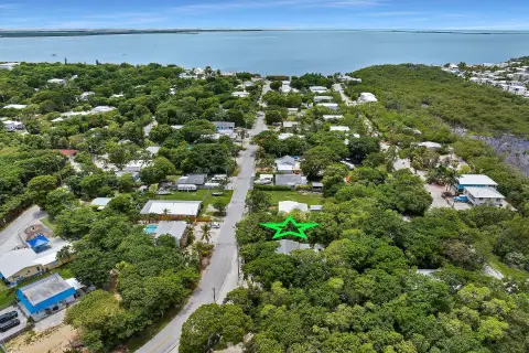 Buildable Vacant Land in Key Largo