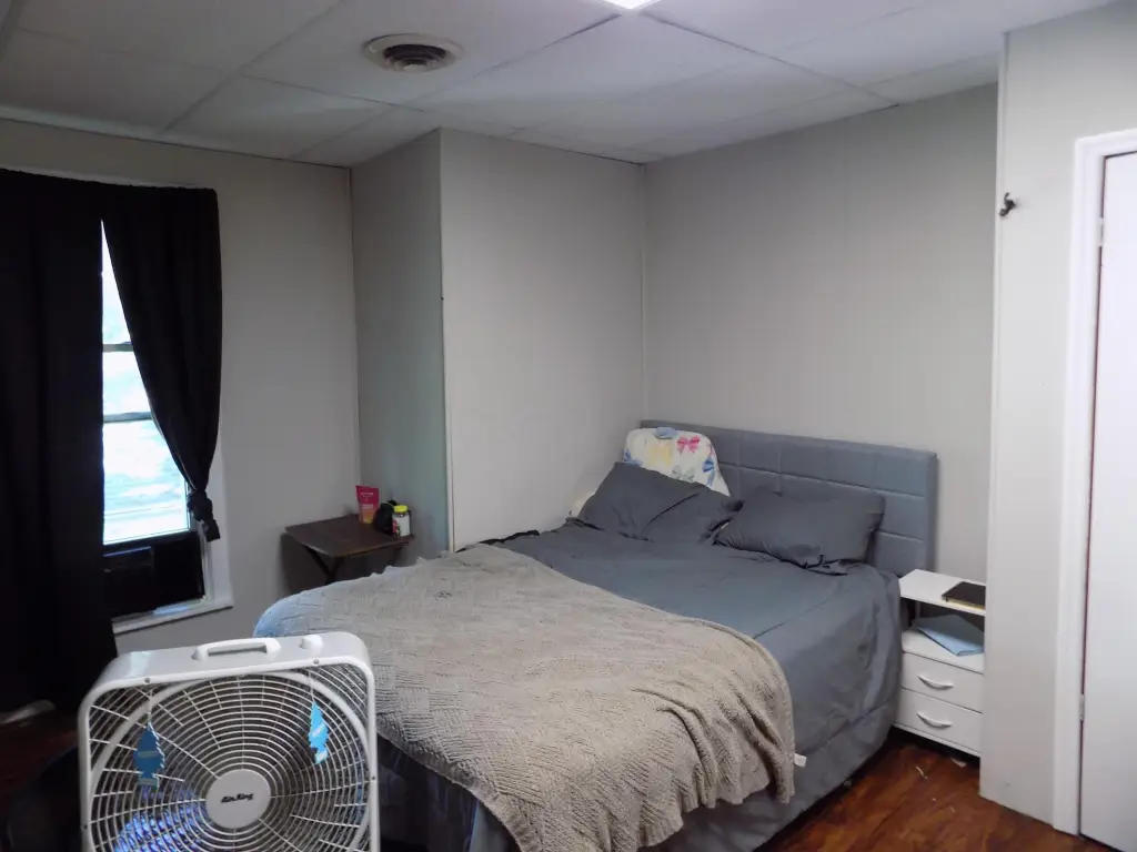 Picture 3