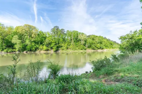 Secluded Riverfront Acreage in Amity