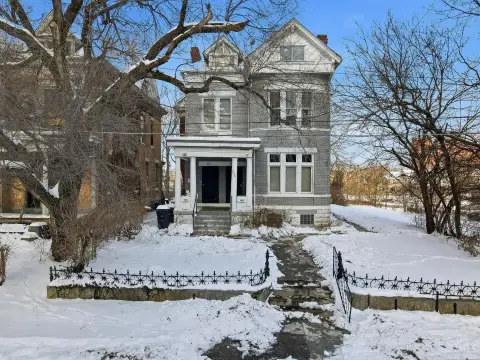 Walnut Hills Multifamily Property