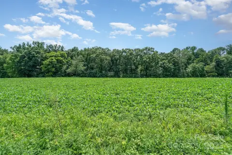 Marshville Land: Endless Opportunity Awaits