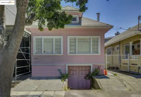 Oakland Duplex Near Lake Merritt