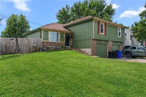 Duplex with Fenced Backyard