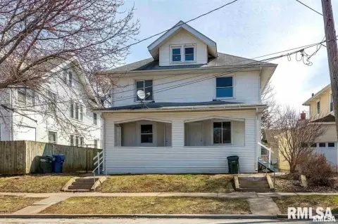 Davenport Income Producing Duplex