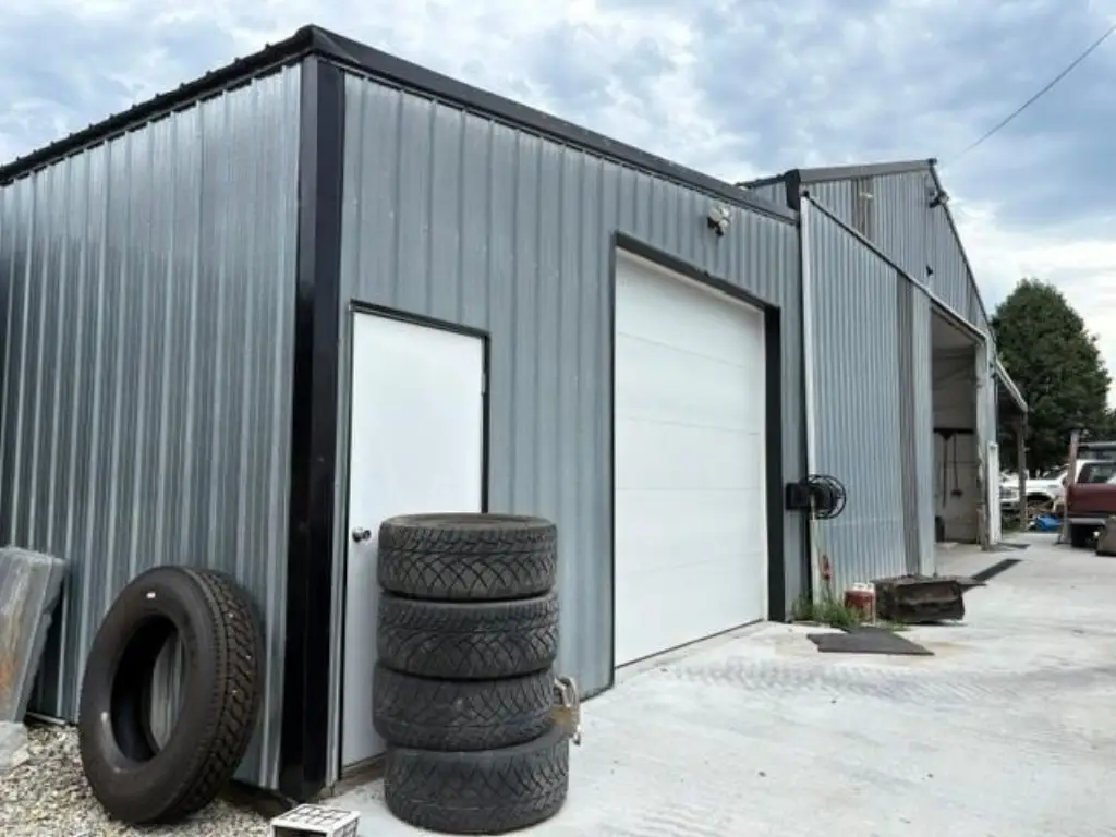 Picture 3