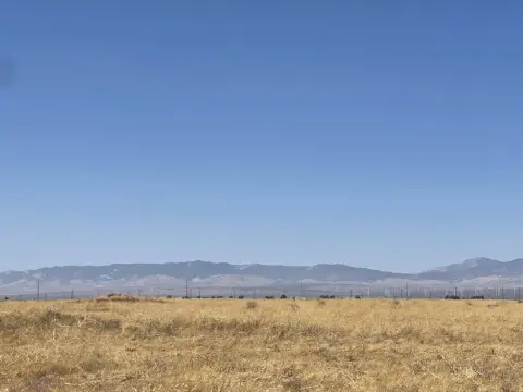 Residential Land in Antelope Acres