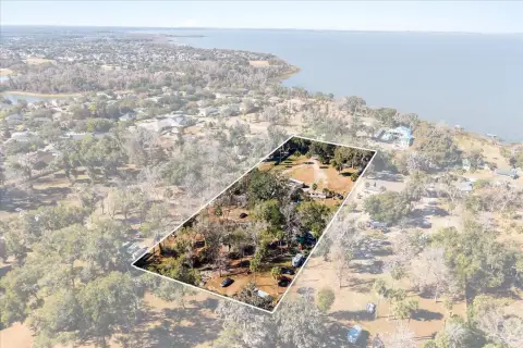 Expansive Homesite Near Lake Apopka