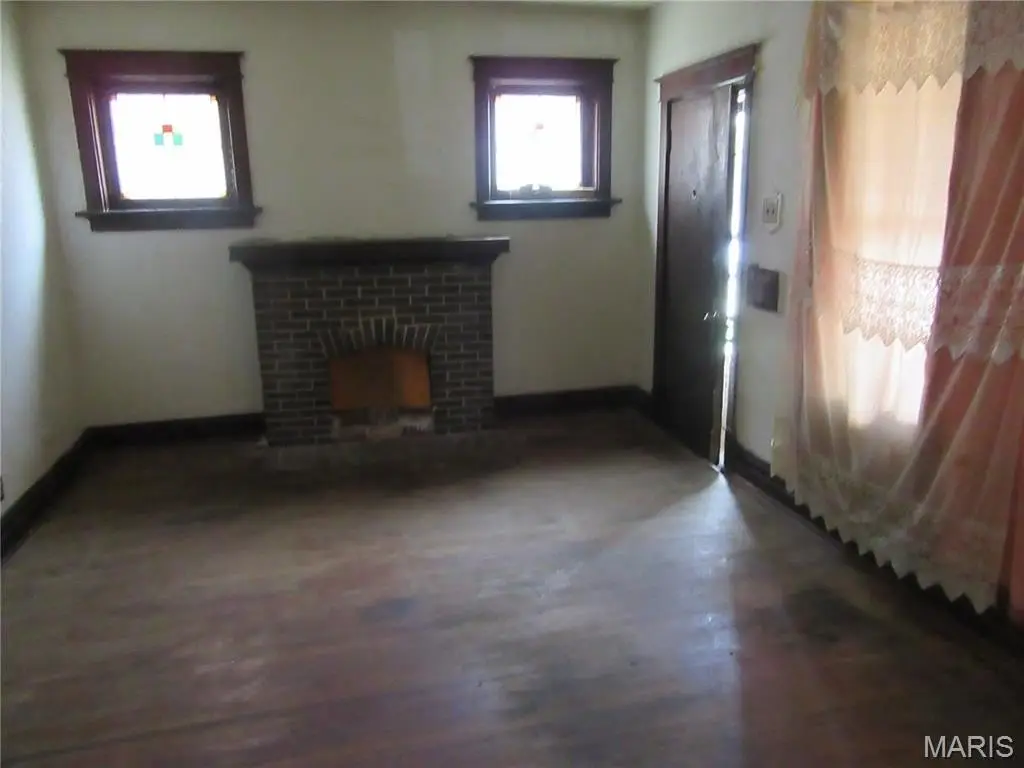 Picture 2