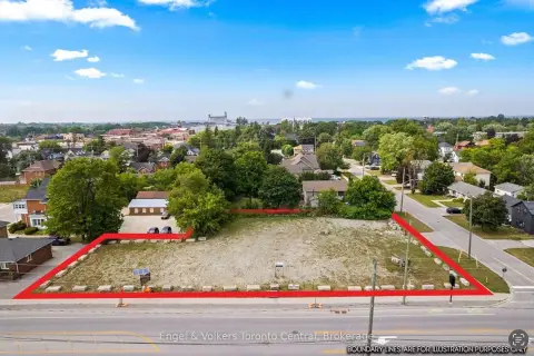 Serviced Corner Commercial Land