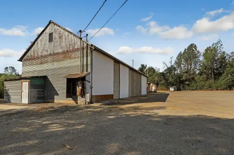 Versatile Commercial Property Near Redding