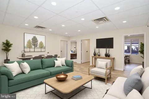 Upgraded Office Condo