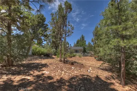 Residential Lot in Sugarloaf, CA