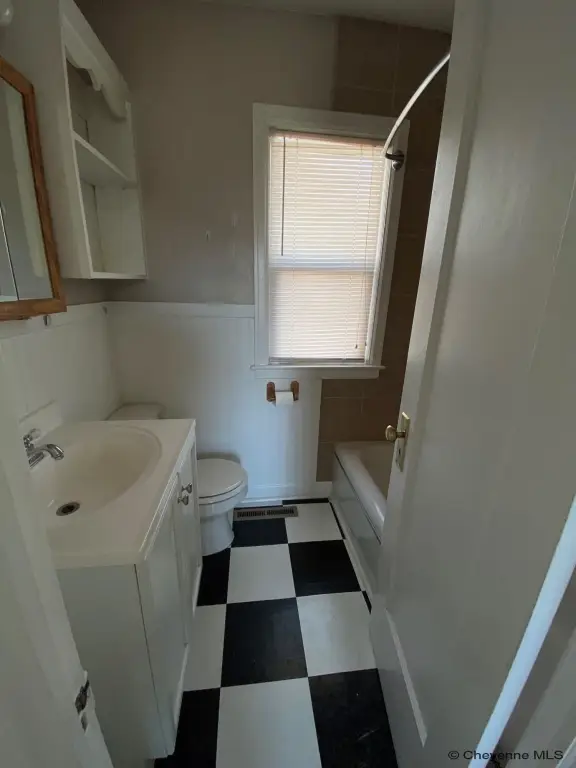 Picture 12