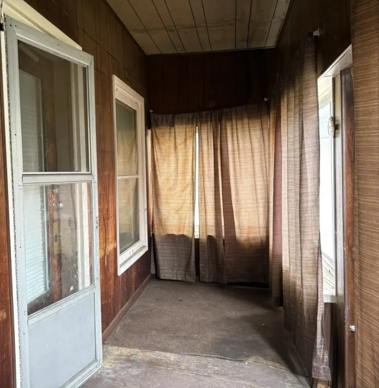 Picture 19