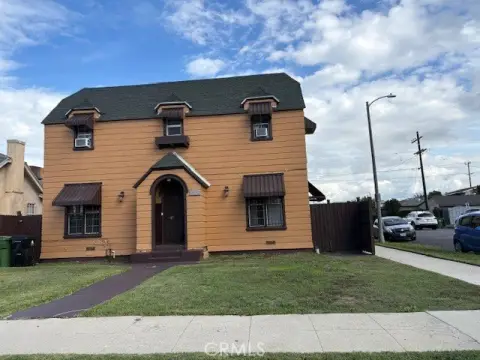 Los Angeles Quadruplex Opportunity